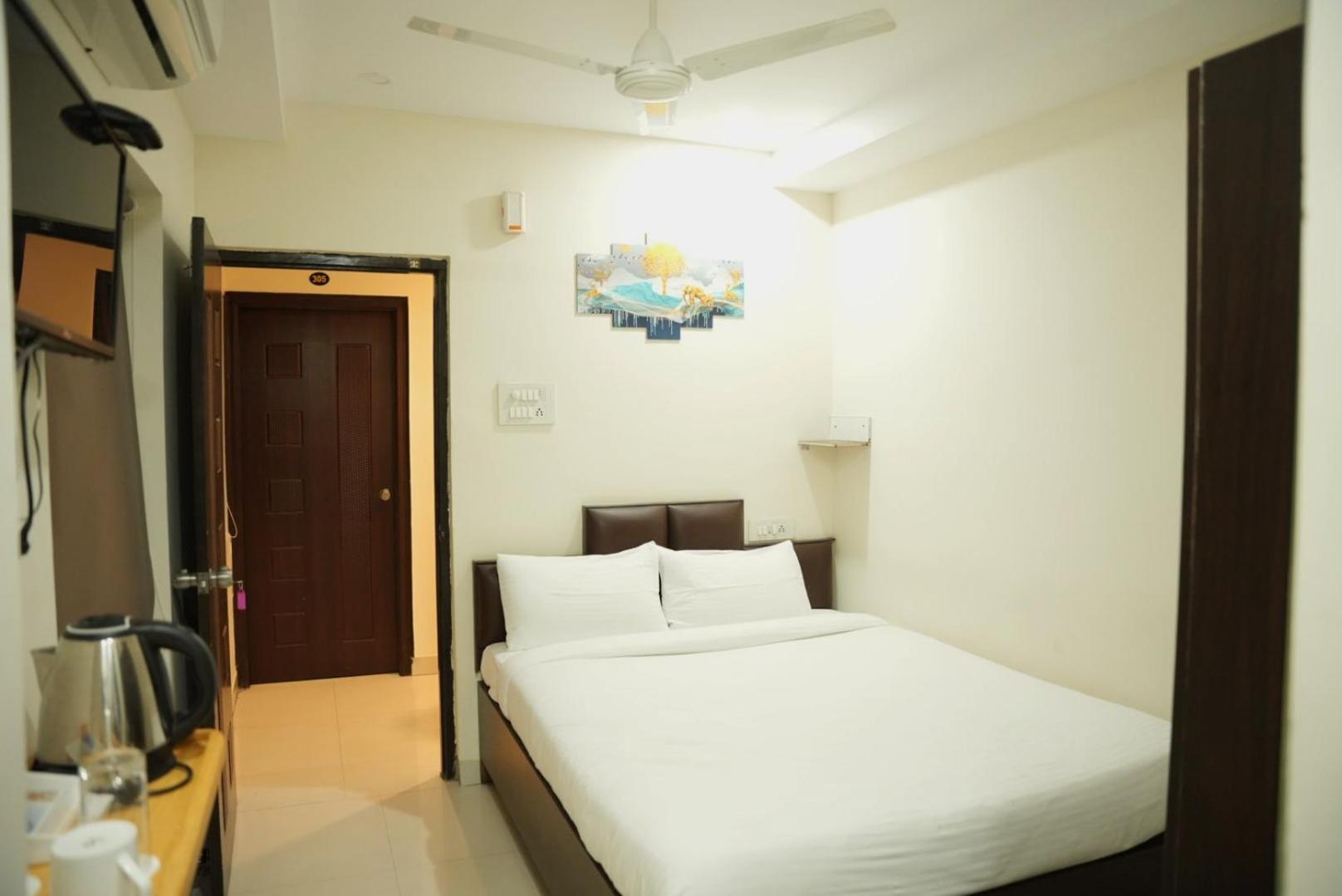 Da Lara Suites Kondapur  エクステリア 写真